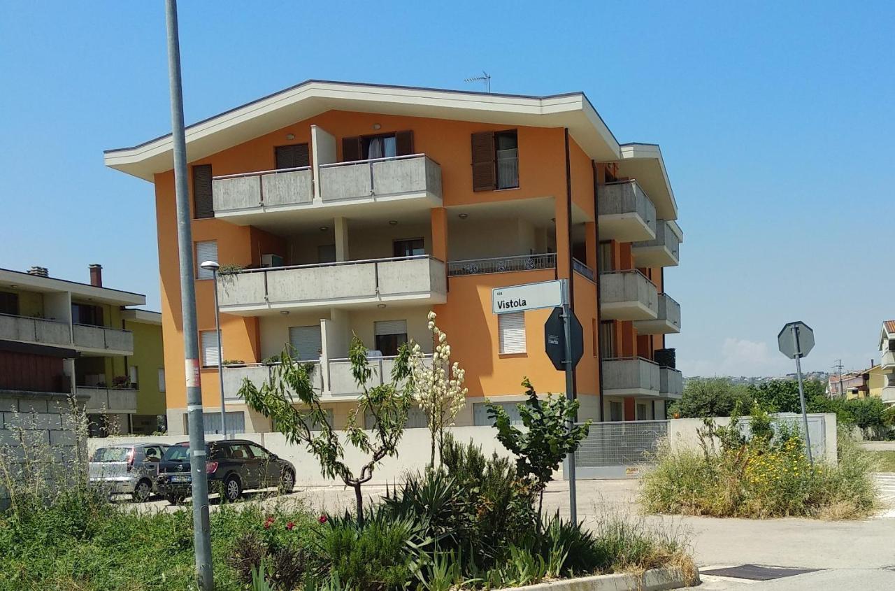 Appartamento Sofia Montesilvano Exterior foto